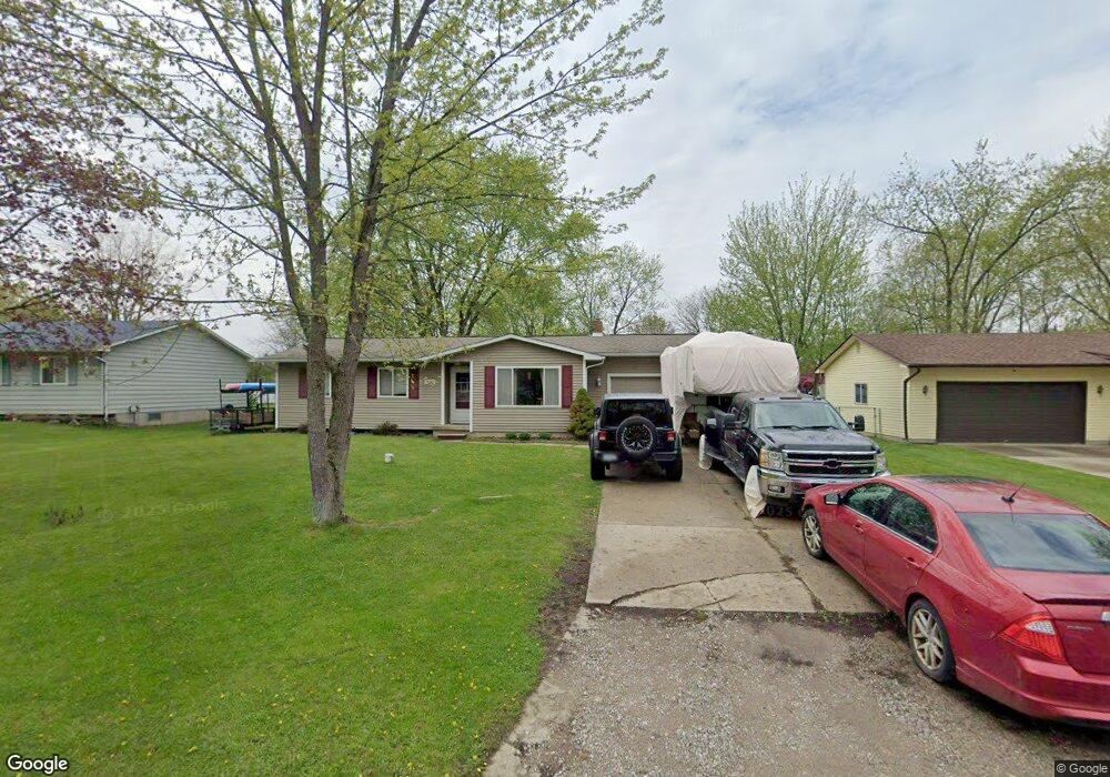 7092 Cleon Dr, Swartz Creek, MI 48473 - photo 1