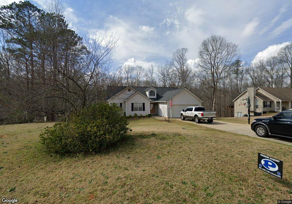 137 Kimbell Farm Dr unit III, Locust Grove, GA 30248 - photo 1