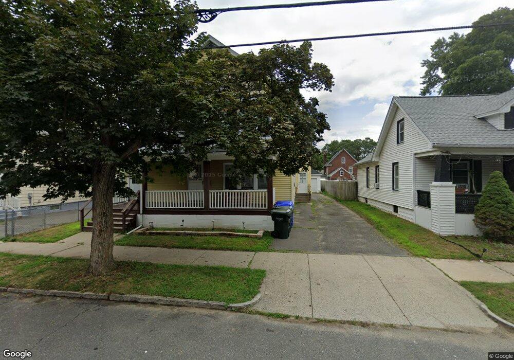 17 Sterling St unit 2nd, Springfield, MA 01107 - photo 1