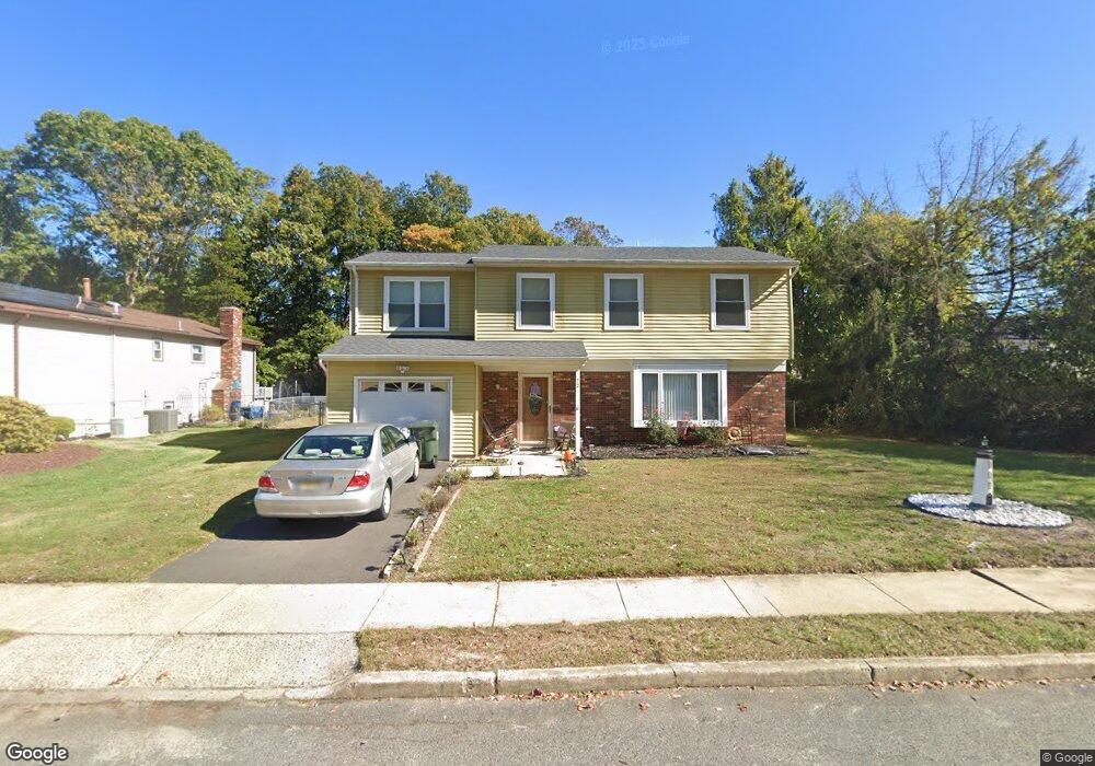 72 Glen Arden Dr, Howell, NJ 07731 - photo 1