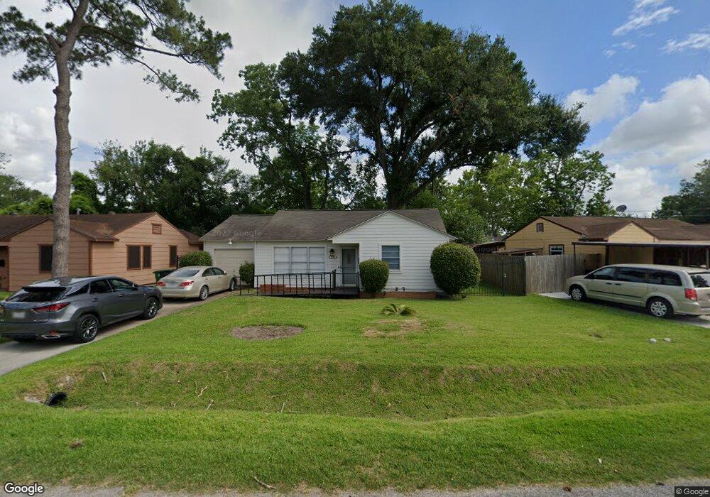3206 Cliffmarshall St, Houston, TX 77088 - photo 1