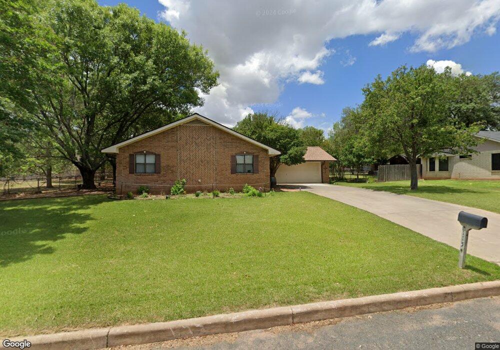 115 W Driftwood Dr, Fredericksburg, TX 78624 - photo 1