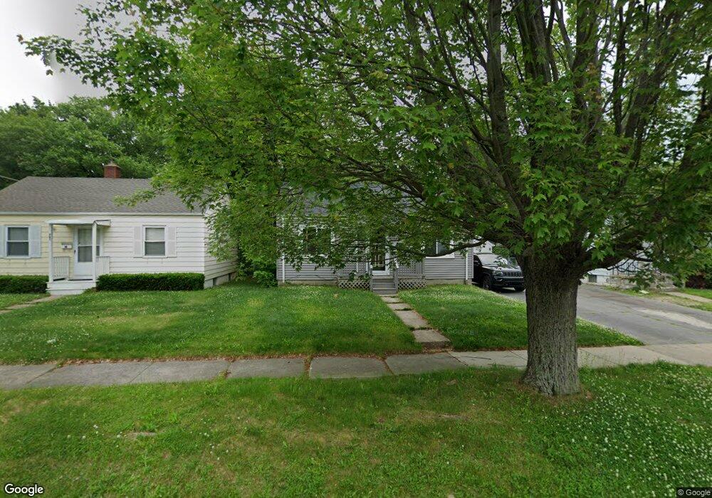 705 Mann Ave, Flint, MI 48503 - photo 1