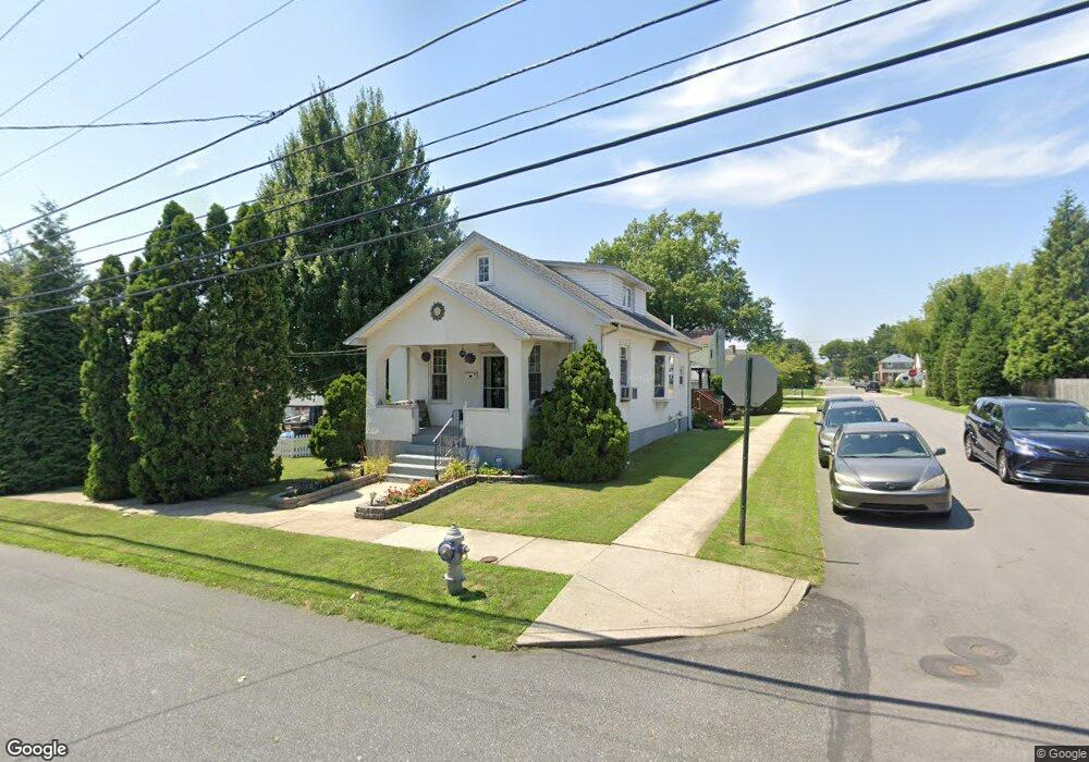 241 Marlin St, Folsom, PA 19033 - photo 1