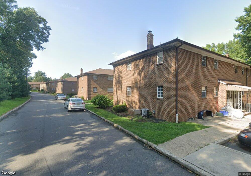 75 Avenue C unit 15, Edison, NJ 08837 - photo 1