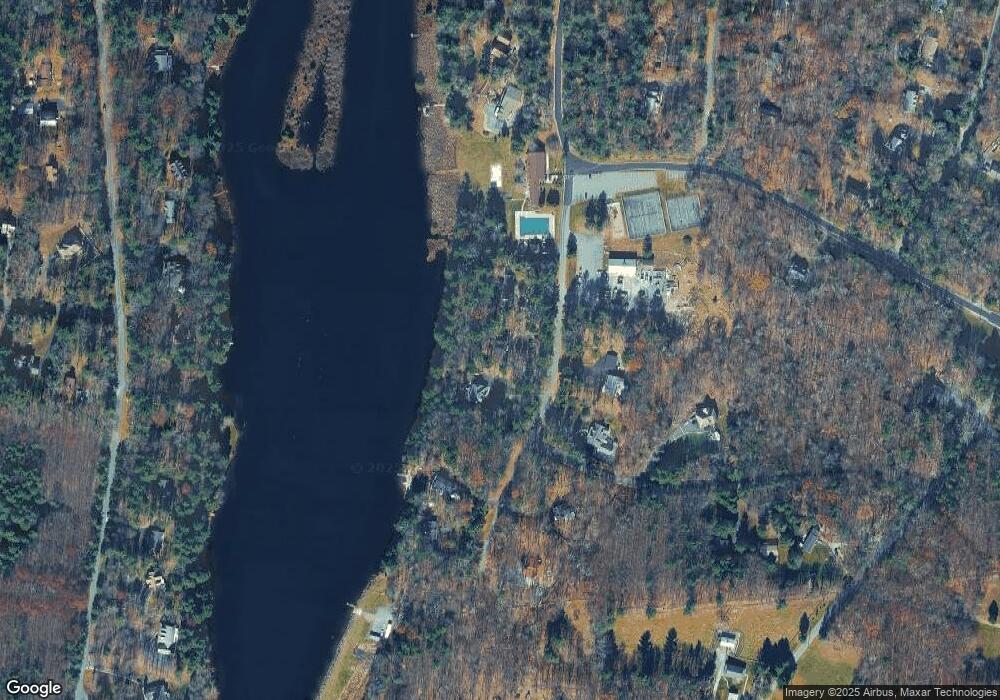 151 Marigold Ln, Milford, PA 18337 - photo 1