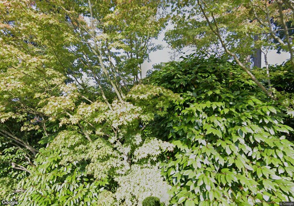 7231 W Mercer Way, Mercer Island, WA 98040 - photo 1