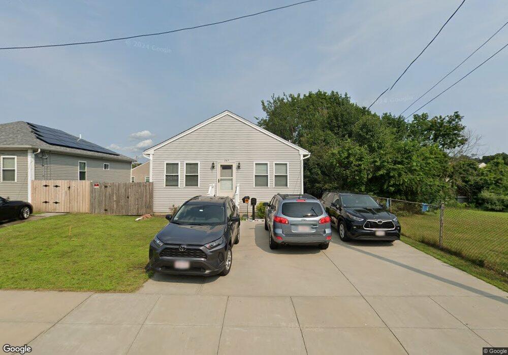 267 Eddy St, Fall River, MA 02723 - photo 1