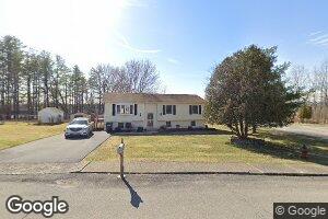 2 Lincoln Cir, Wallkill, NY 12589