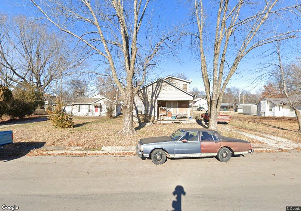 3117 Appleton Ave, Parsons, KS 67357 - photo 1