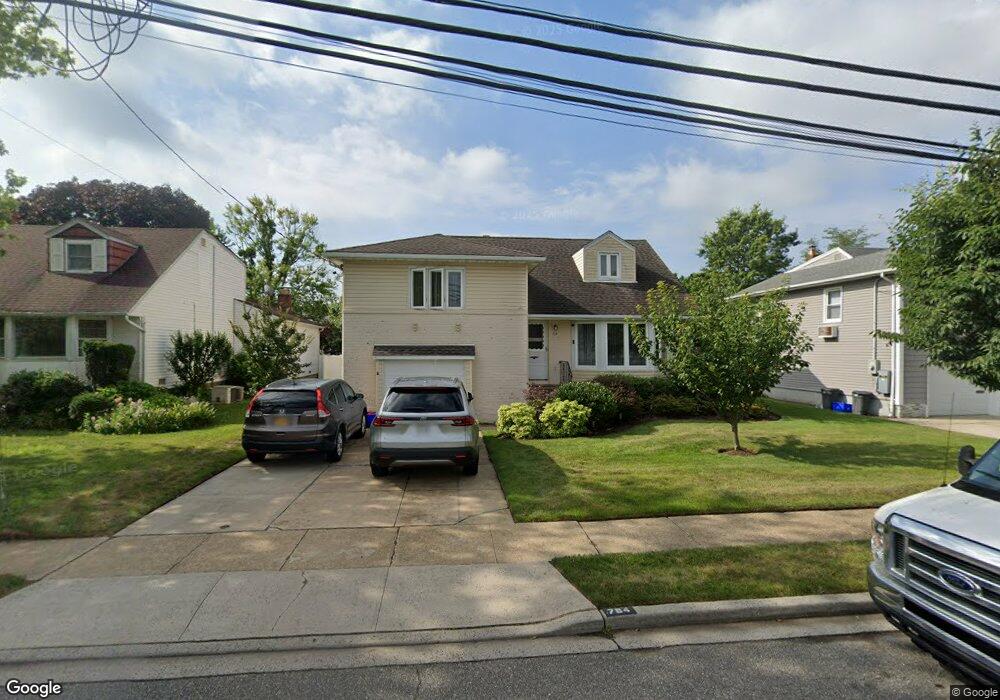 794 Washington St, Baldwin, NY 11510 - photo 1