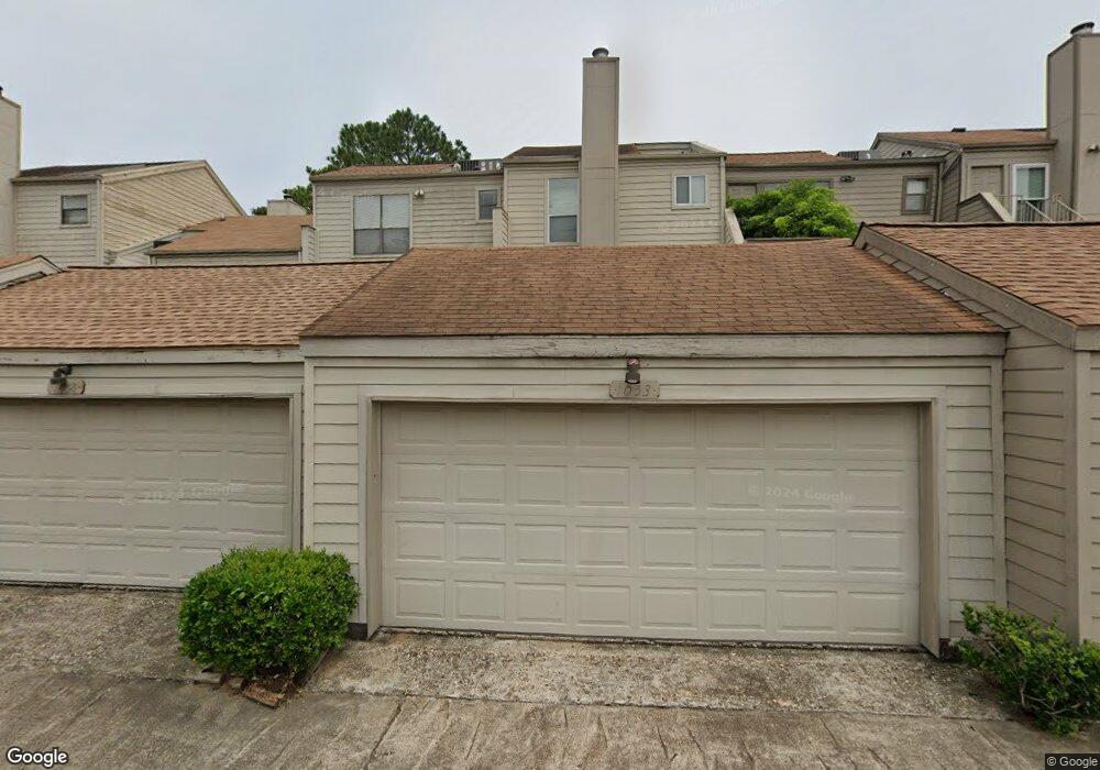 1037 Country Place Dr unit 1037, Houston, TX 77079 - photo 1