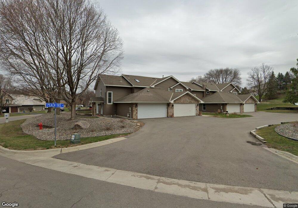 18520 Peach Tree Ct, Minnetonka, MN 55345 - photo 1