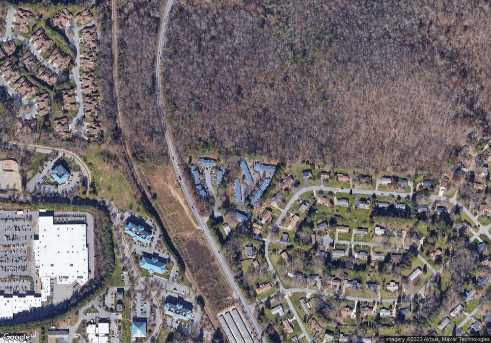 83 Hollybrook Dr unit 3, Asheville, NC 28803 - photo 1