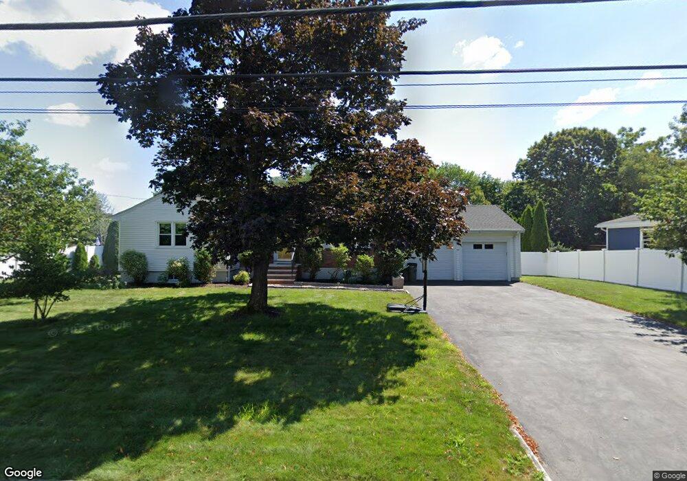 23 Arnold Rd, Stoneham, MA 02180 - photo 1