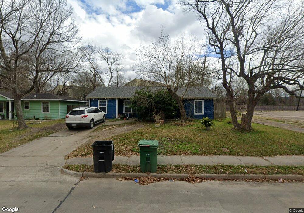 6059 Beekman Rd, Houston, TX 77021 - photo 1