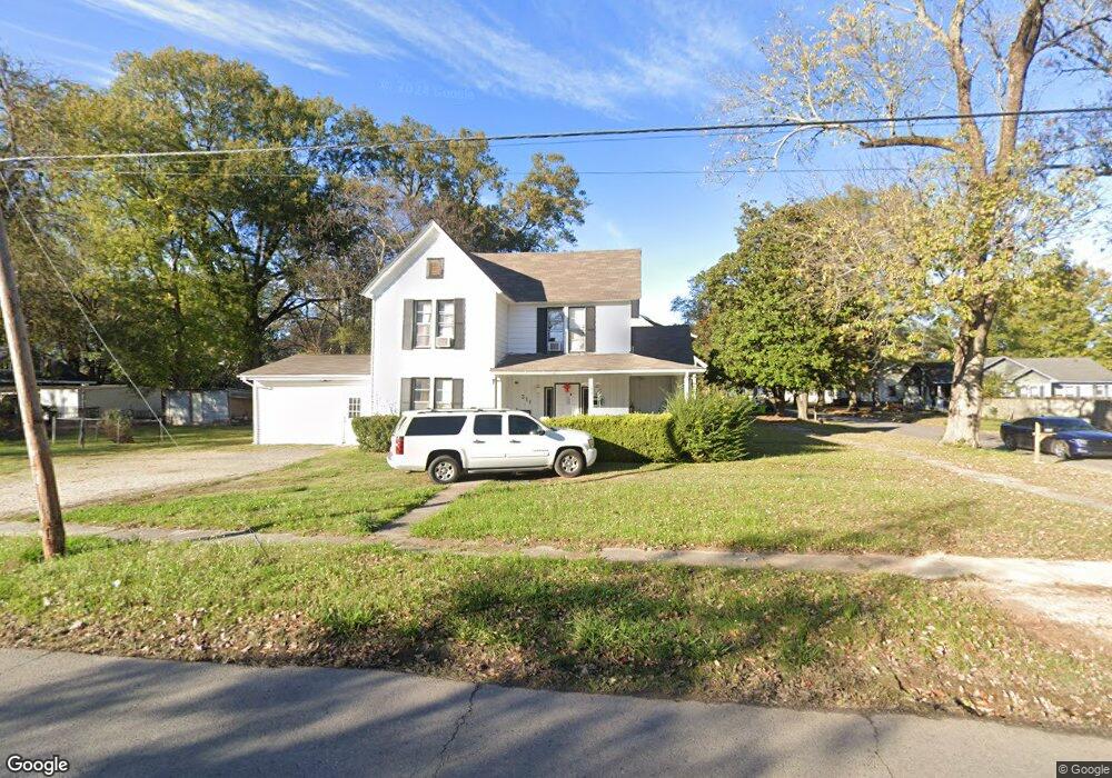 311 E 10th St, Stuttgart, AR 72160 - photo 1