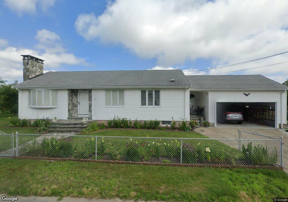 23 Kraseman St, South Dartmouth, MA 02748 - photo 1