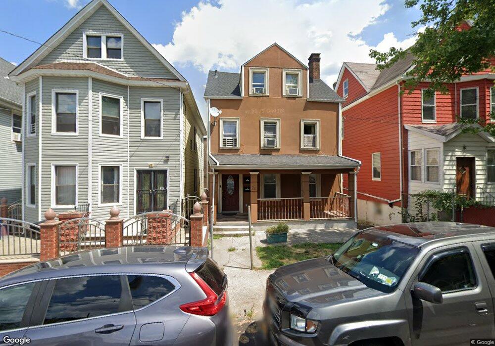 23 Brownell St, Staten Island, NY 10304 - photo 1