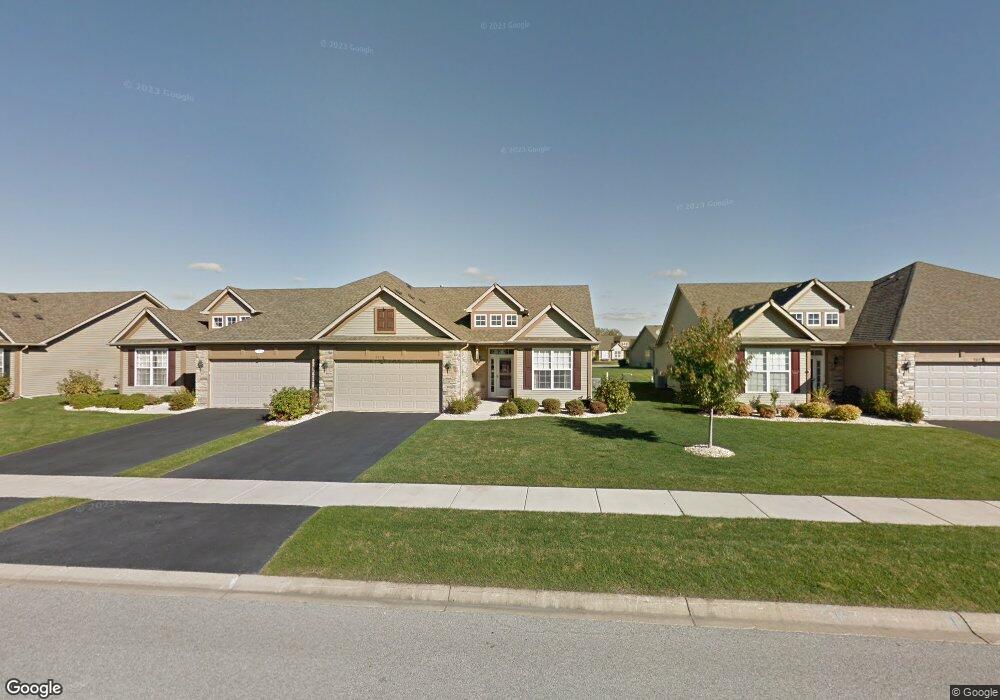 977 Rockwell Ln, Dyer, IN 46311 - photo 1