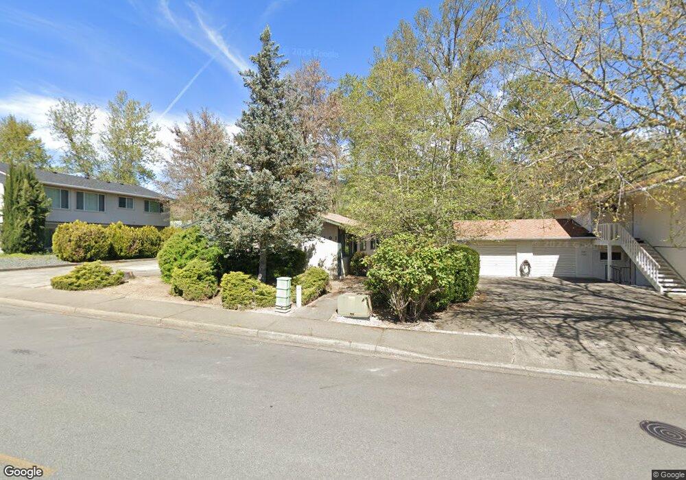 2191 NW North Hill Dr, Grants Pass, OR 97526 - photo 1