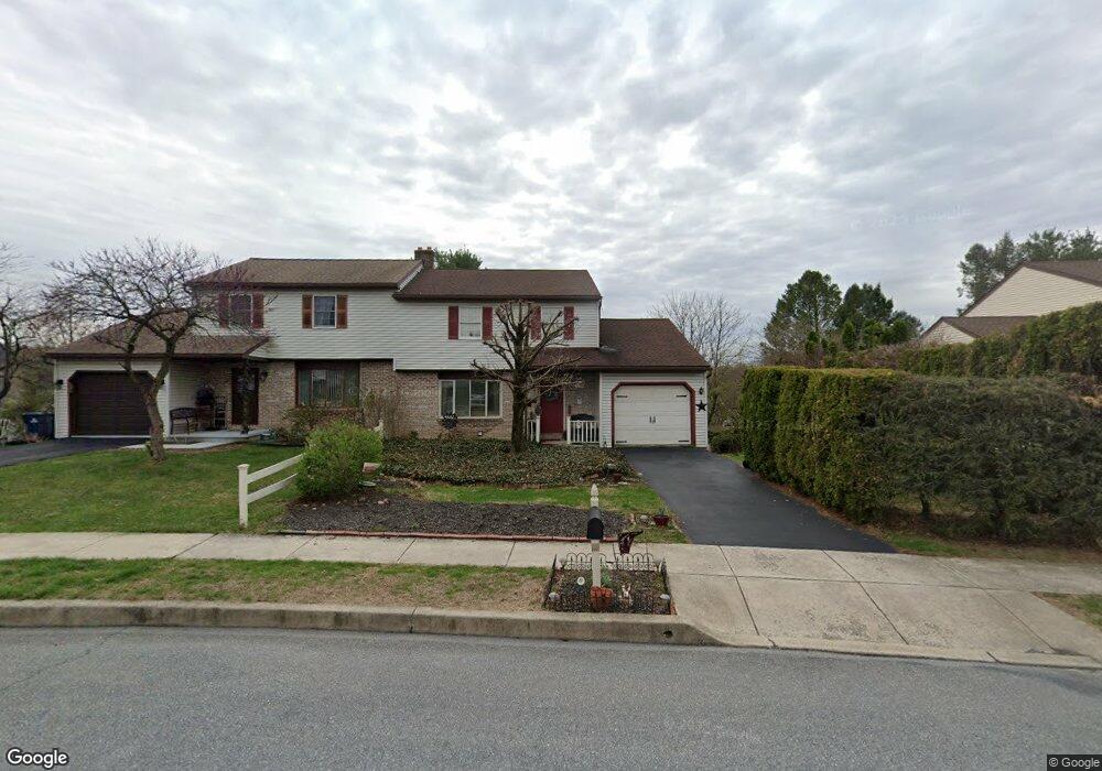 932 Timber Ln, Reading, PA 19608 - photo 1