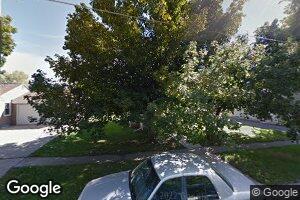 613 12th St, Eldora, IA 50627