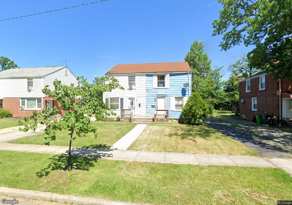 25141 Fisher Rd, Euclid, OH 44117 - photo 1