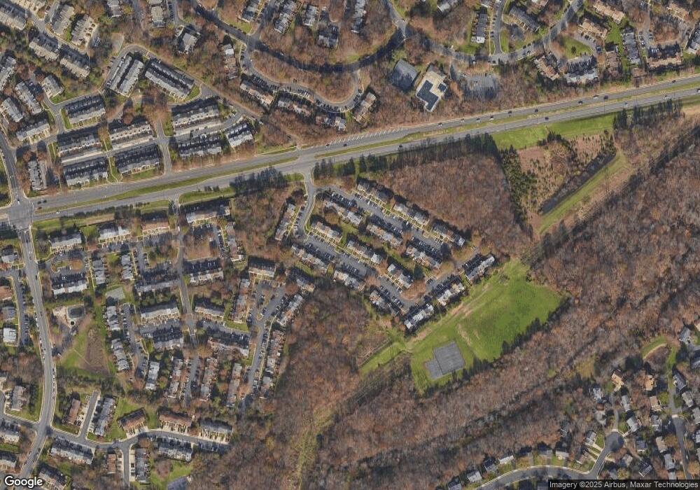 13868 Laura Ratcliff Ct, Centreville, VA 20121 - photo 1