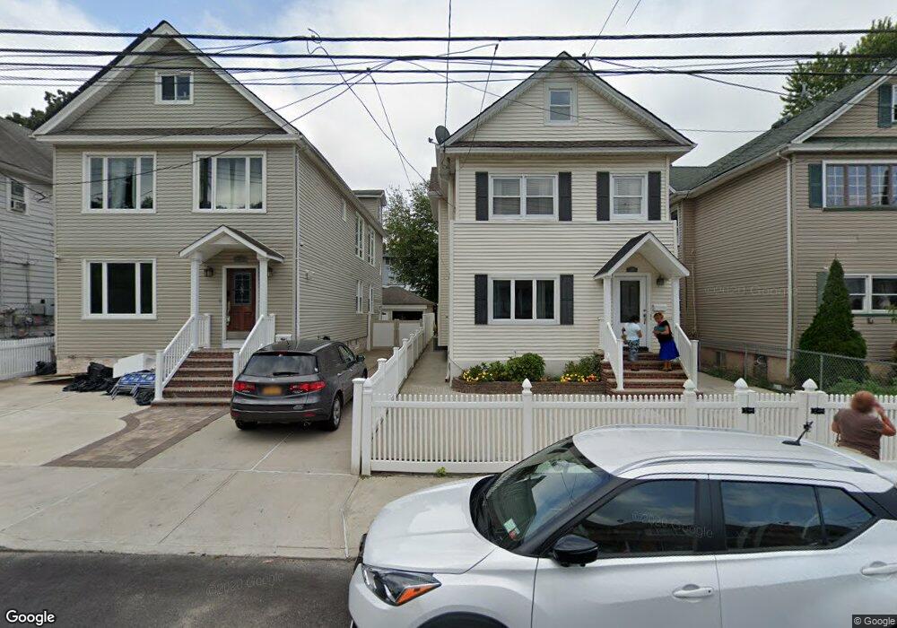 210 Dubois Ave, Staten Island, NY 10310 - photo 1