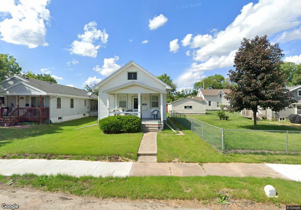 1110 I Ave NW, Cedar Rapids, IA 52405 - photo 1