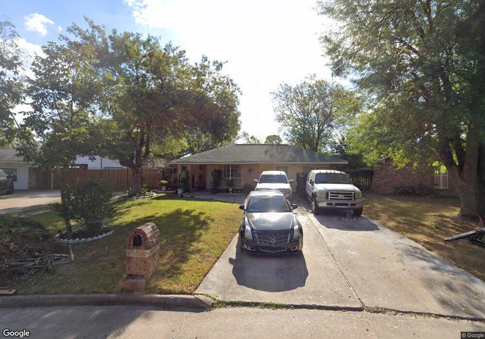 9802 Kell Dr, Houston, TX 77040 - photo 1