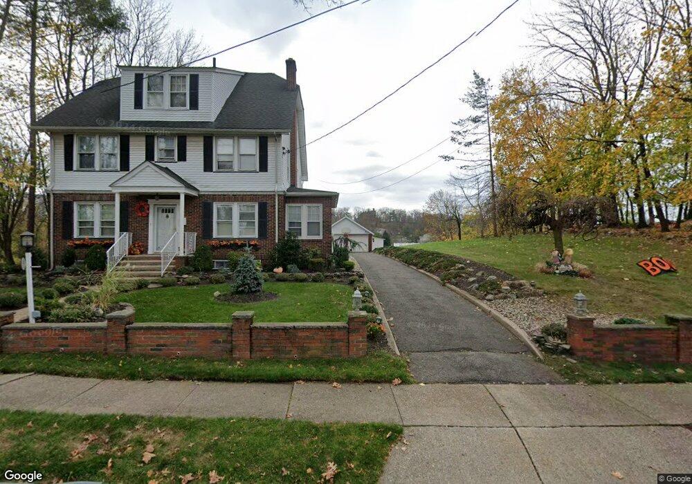 13 Cliff St unit 17, Verona, NJ 07044 - photo 1