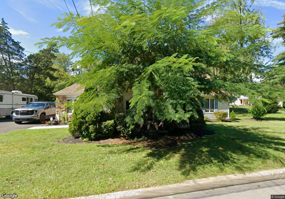 2392 W Walnut St, Colmar, PA 18915 - photo 1