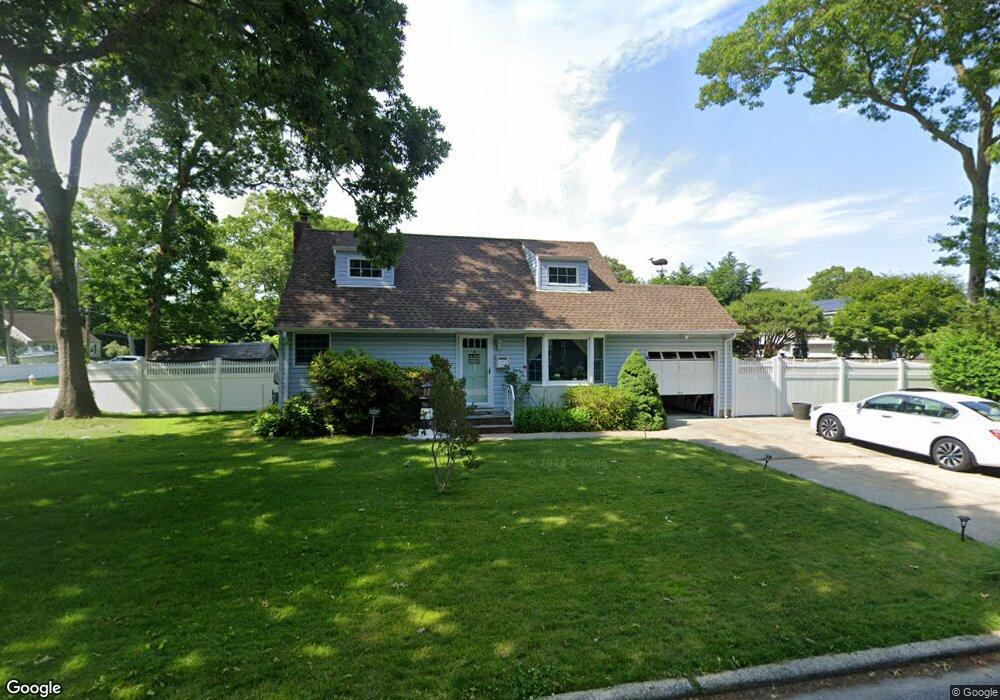 43 2nd St, Bayport, NY 11705 - photo 1