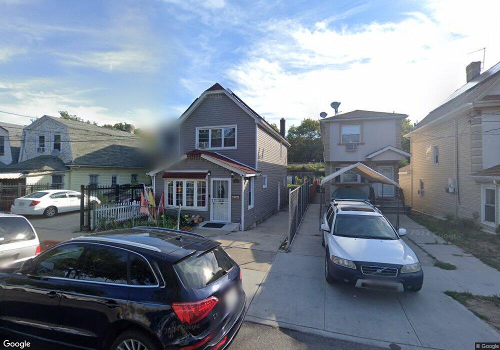 10833 157th St, Jamaica, NY 11433 - photo 1