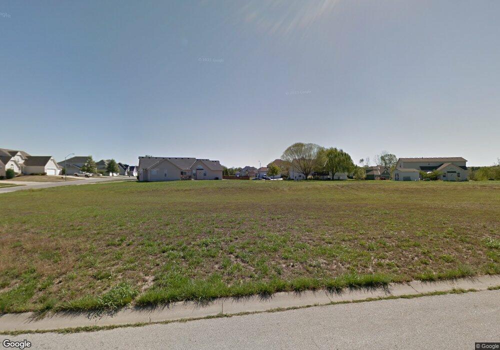 901 S Ash St, Raymore, MO 64083 - photo 1