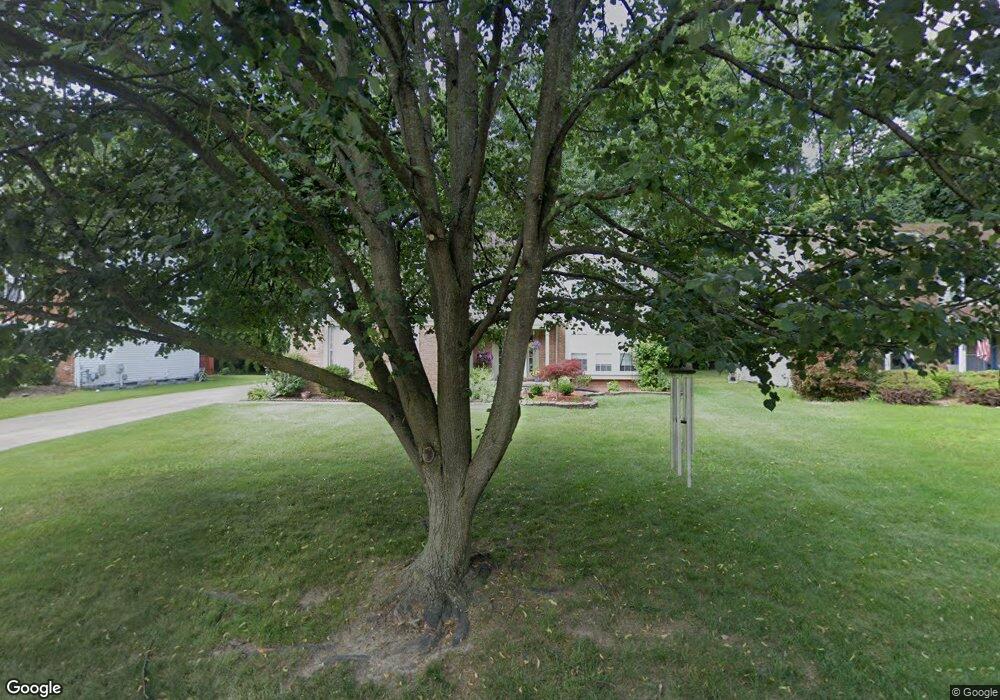 1724 Dawncrest Dr, West Bloomfield, MI 48324 - photo 1