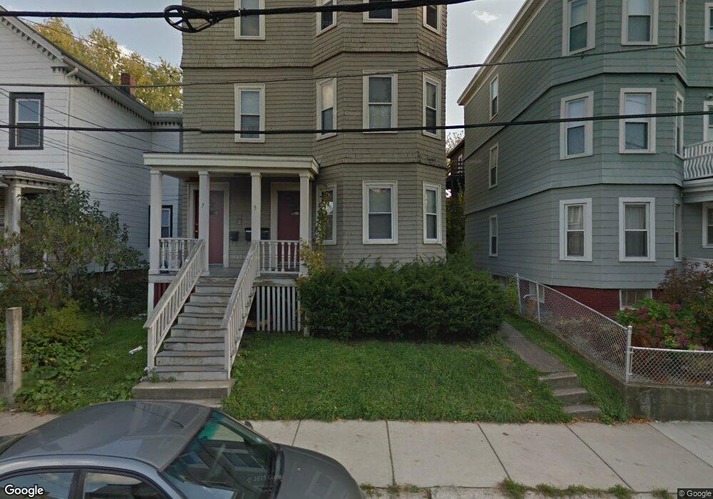 7 Mossland St unit 3, Somerville, MA 02144 - photo 1