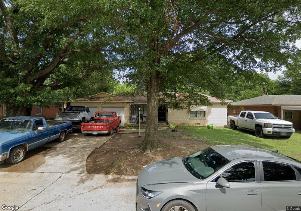 1120 Circle Dr, Ardmore, OK 73401 - photo 1