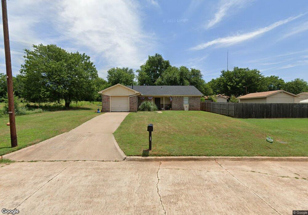 1228 Avalon Ave, Duncan, OK 73533 - photo 1