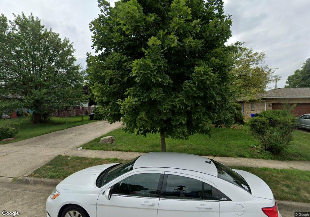 5153 Maplewood Ct W, Columbus, OH 43229 - photo 1