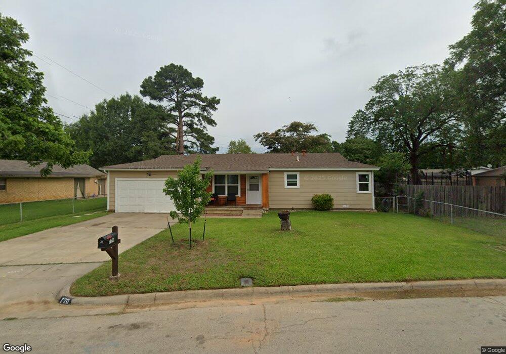 720 Cullum Ave, Hurst, TX 76053 - photo 1