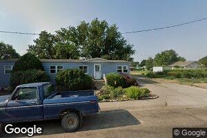 403 W 6th St, Quinter, KS 67752