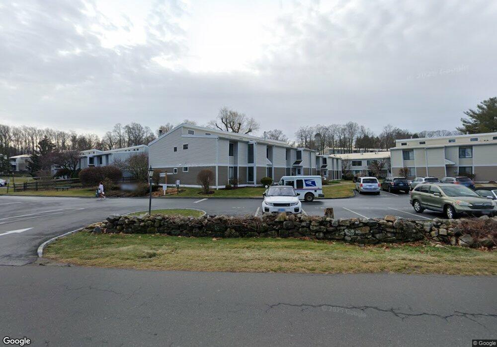 24 Olcott Way, Ridgefield, CT 06877 - photo 1