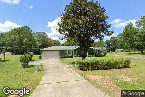 62 Longview St, Seale, AL 36875
