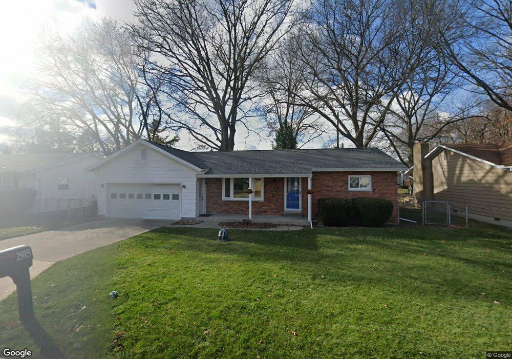 2915 16th Ave, Port Huron, MI 48060 - photo 1