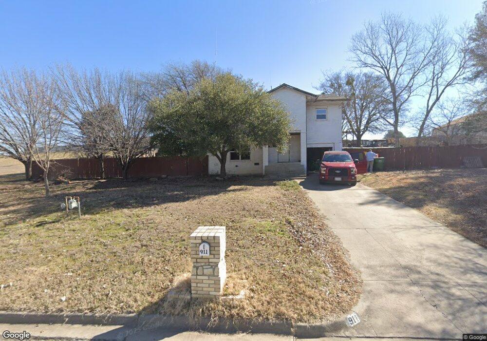 909 Rumfield Rd, White Settlement, TX 76108 - photo 1
