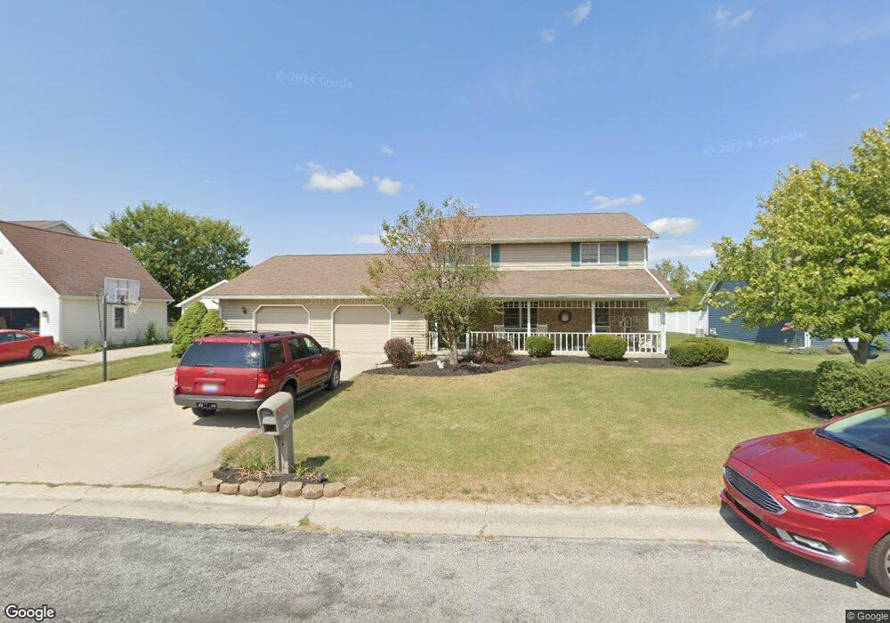 5744 Clover Ridge Dr, Lima, OH 45807 - photo 1