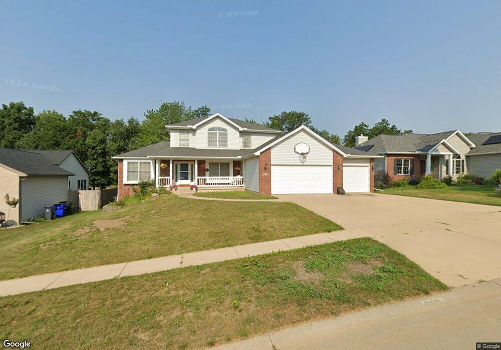4009 Majestic Ct NE, Cedar Rapids, IA 52411 - photo 1